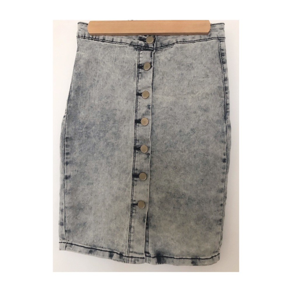 Vintage Sugar Magnolia Gray Tight Stretchy Acid Wash Button-up Denim Skirt